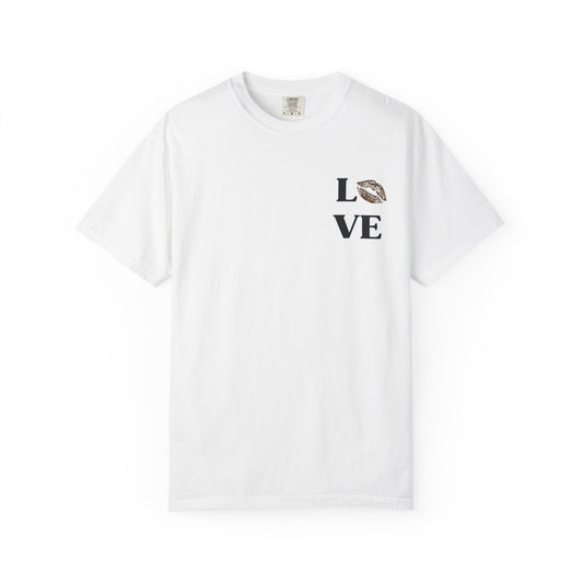 LOVE Leopard Kiss Graphic T‑Shirt — Retro Casino & Disco Chest Print