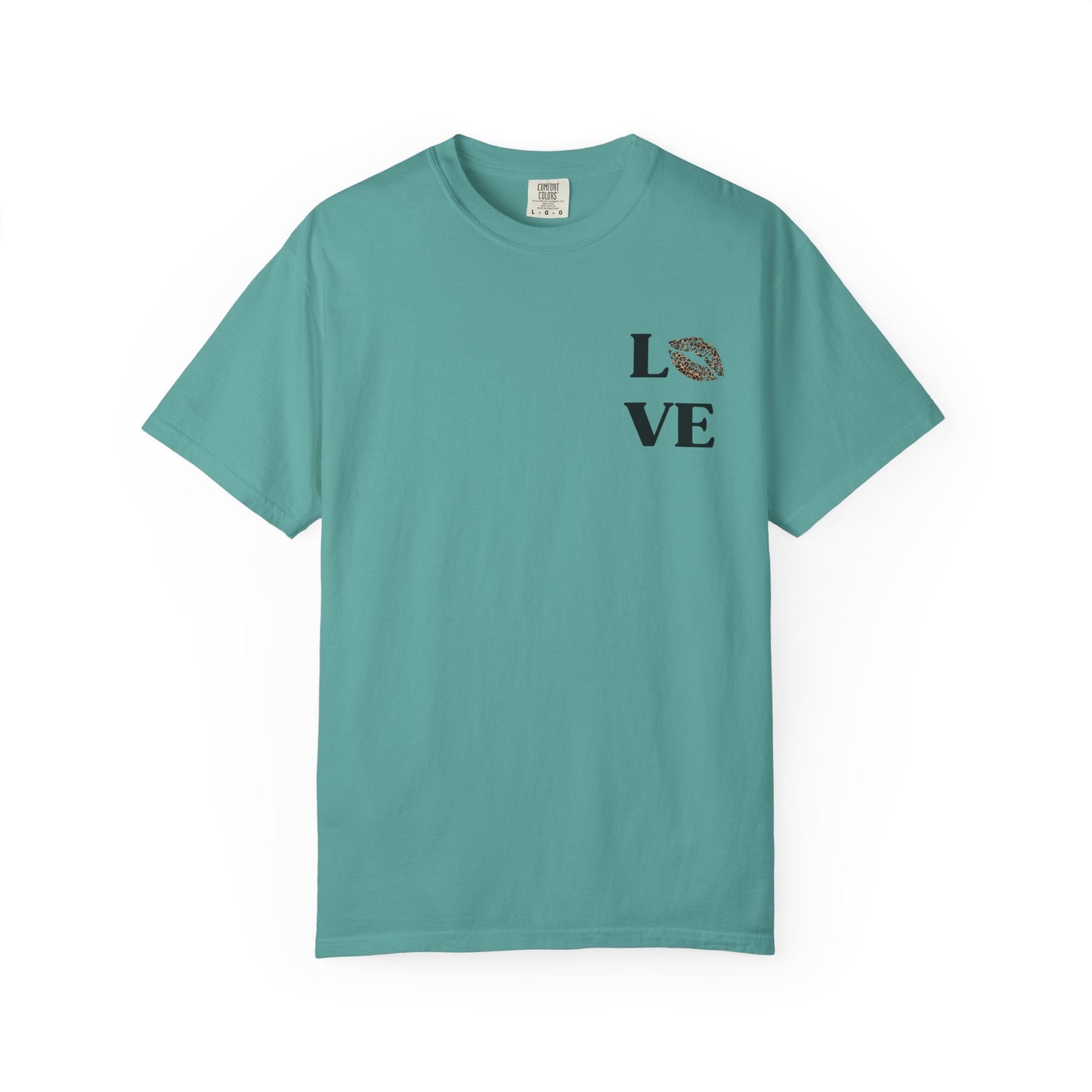 LOVE Leopard Kiss Graphic T‑Shirt — Retro Casino & Disco Chest Print