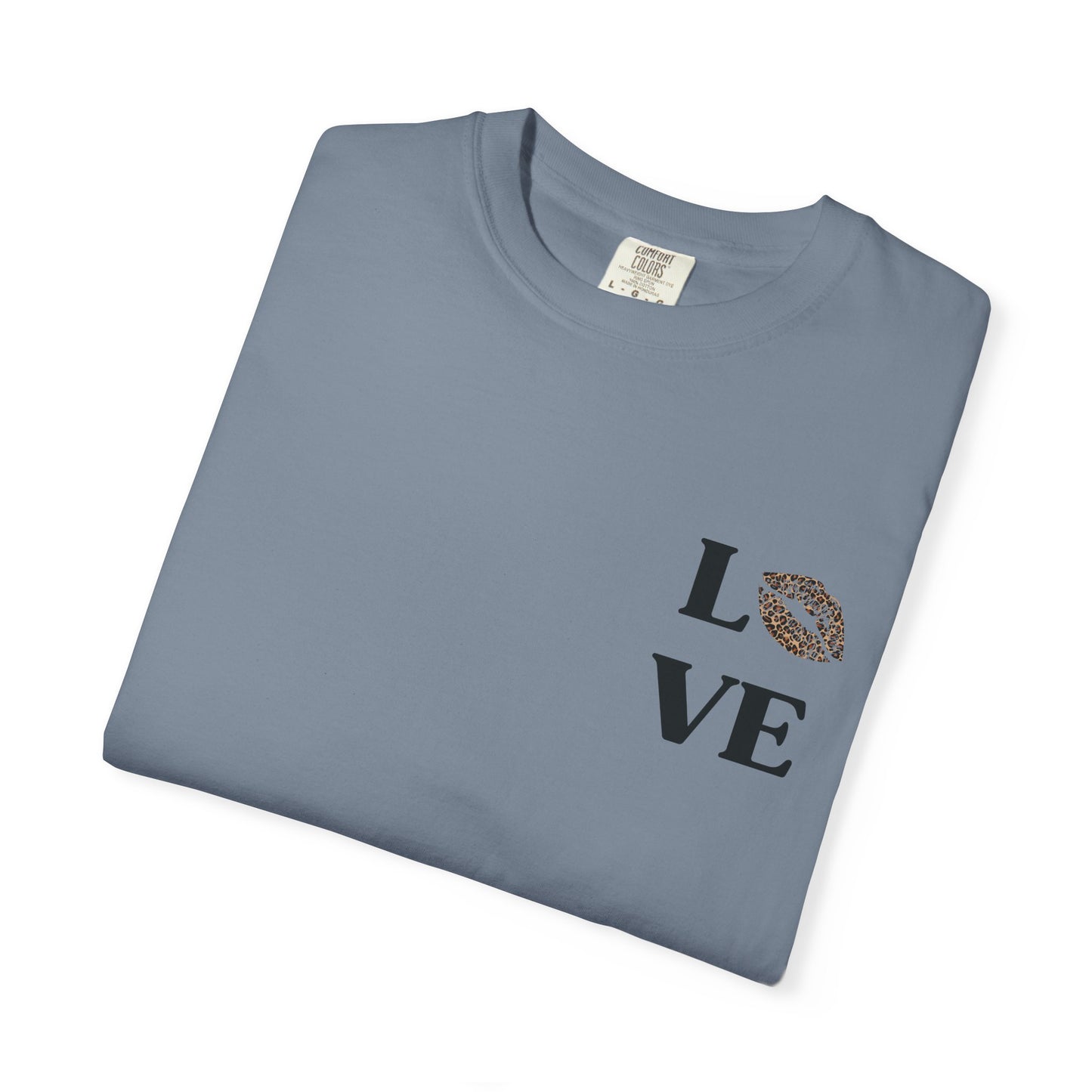 LOVE Leopard Kiss Graphic T‑Shirt — Retro Casino & Disco Chest Print