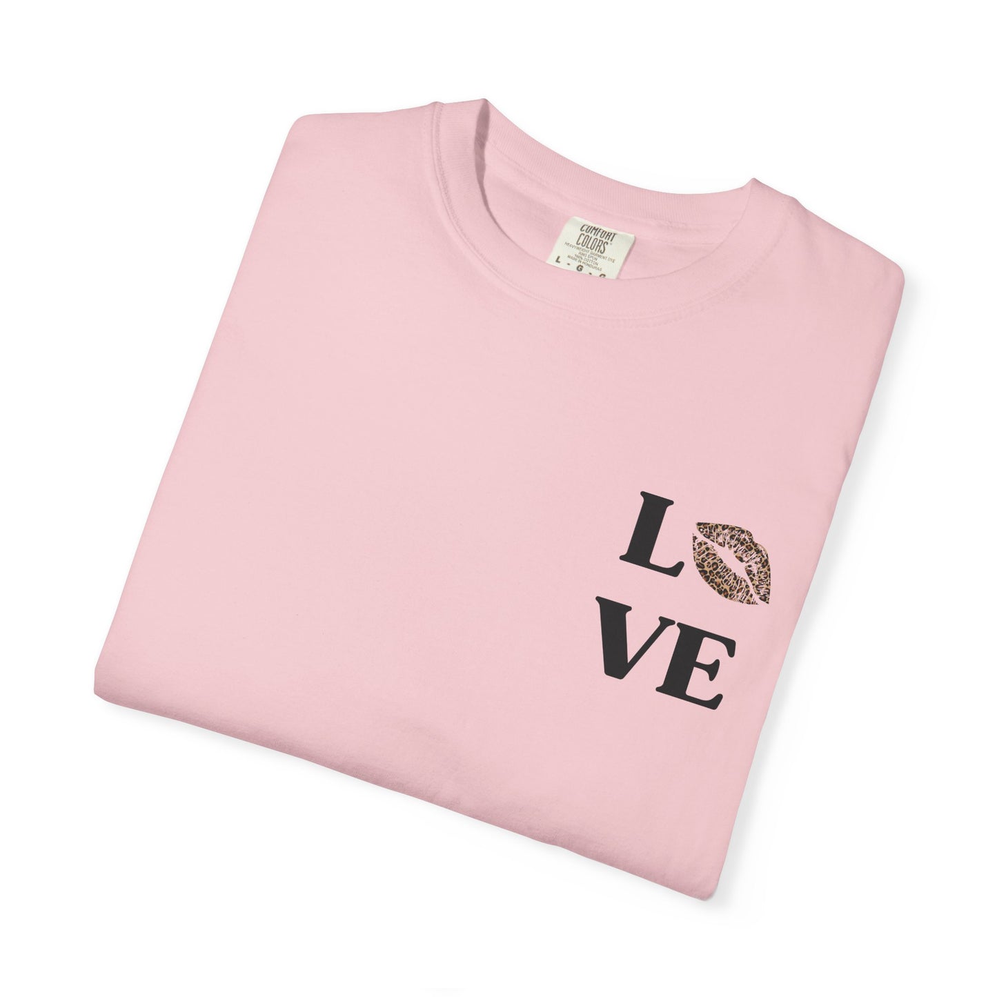 LOVE Leopard Kiss Graphic T‑Shirt — Retro Casino & Disco Chest Print